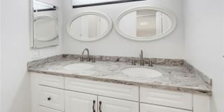 3200 La Rotonda Gallery 25