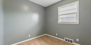 3-Bedroom Home For Rent Near Wakonda Elementary – 4655 Curtis Ave Gallery 16