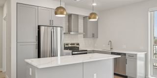 2800 Taylor Gallery 46