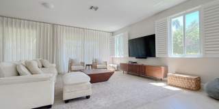 6819 VIA REGINA Gallery 1