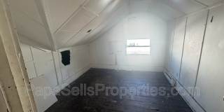 107 E Archer Gallery 13