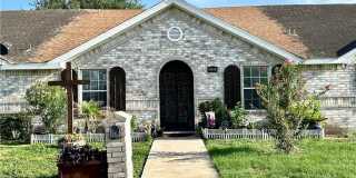 1016 Fairway Drive Gallery 1