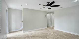 1252 Piazza Antinori Gallery 14