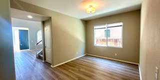 Beautiful Winchester 4-Bedroom Home! Beautiful Winchester 4-Bedroom Home! Gallery 9