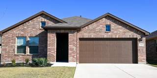 Beautiful New Home Springtown TX Gallery 1