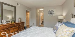 Verandahs at Hunt Club Gallery 34