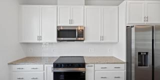 596 WATERMANS DR Gallery 17