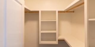 805 Royal St Gallery 9