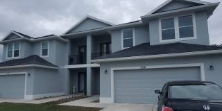 Stunning 3-Bedroom Townhome with Loft, Balcony & 2-Car Garage in Kissimmee! Gallery 1