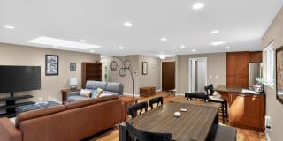 Fully Remodeled Single-Level in Four Seasons — Central A/C, Dual-Pane Windows, Engineered Hardwoods Throughout Gallery 10