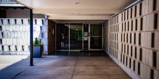 Silver Spring House Gallery 27