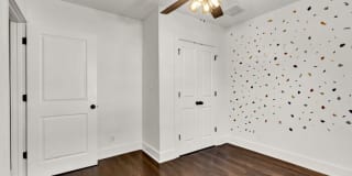 2435 East 10th Street Gallery 12