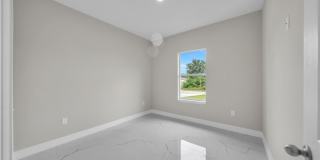 543 McArthur Boulevard Gallery 4