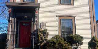 Beautiful 2BR/1BA Condo Available January 16th!!! Great Portland Location!!! Gallery 1