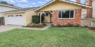 4-Bedroom House with Fenced Backyard **Fresh Paint and New Flooring Gallery 1