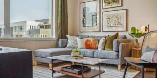 Alley South Lake Union Gallery 4