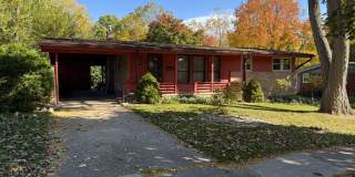 4-Bedroom, 1.5 Bathroom, Ranch Home, Large Yard, Close to parks, Miller Nature Area Gallery 1