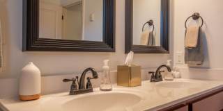 Beautiful 3 Bed/2.5 Bath Home with garage in Jonesborough Gallery 21