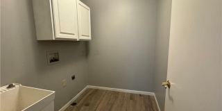 242 Ravenshollow Drive Gallery 12