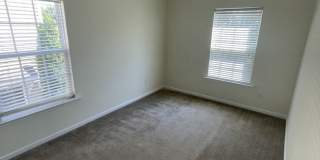 3 bd 2.5 ba condo Gallery 16
