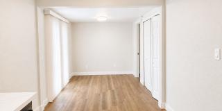 Renovated 3-Bedroom Home with Fenced Yard, Fireplace & In-Unit Laundry Renovated 3-Bedroom Home with Fenced Yard, Fireplace & In-Unit Laundry Gallery 10