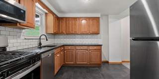 READY FOR MOVE IN! DON'T MISS THIS RENOVATED 2-BEDROOM TOWNHOME IN WEST MIFFLIN! Gallery 1