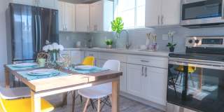 1729 W Adams Boulevard - Co-Living 1729 W Adams Boulevard - Co-Living Gallery 2