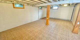 3 Bedroom House South End Neighborhood Burlington Available in September 5th! Gallery 22