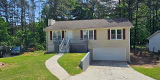 3 bedroom 2 bath home with basement Gallery 1