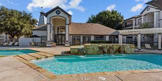 Fountains of Burleson Apartments Gallery 39