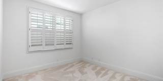 17 Colonial Gallery 14