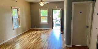 Charming 2 Bedroom Home on Westside Gallery 4