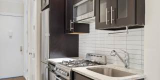 192 East 3rd Street Gallery 1