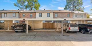 Harts Landing - Right next to the pool! One month half off rent! Gallery 27