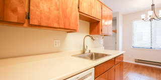 Richmond Marina Bay Condo In Gated Community Gallery 13