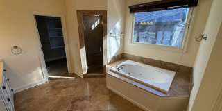 1092 McLynn Avenue NE Gallery 36