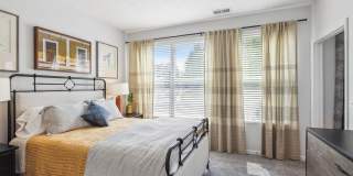 Luxe at the Highlands Gallery 23