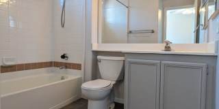 9901 Trailwood Drive Gallery 23