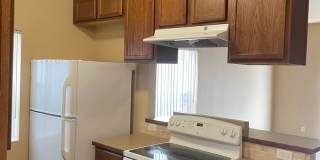 BEAUTIFUL 2 BEDROOM TOWNHOME IN SOUTH SALEM HILLS! Gallery 17