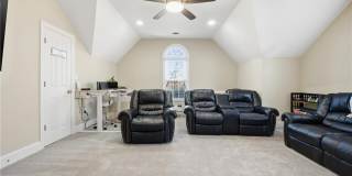 1137 Kingsbury DR Gallery 24