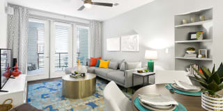 Groves South Lamar Apartments Gallery 3