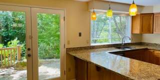Large 4 Bedroom in Somerset Neighborhood Large 4 Bedroom in Somerset Neighborhood Gallery 10