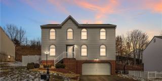 123 Stratford Ct Gallery 1