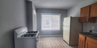 Charming 4-Bedroom Property in Prime Location Gallery 14