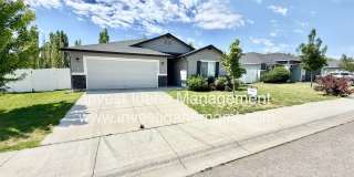 Spacious 4 Bed 2 Bath Home in Kuna Gallery 1