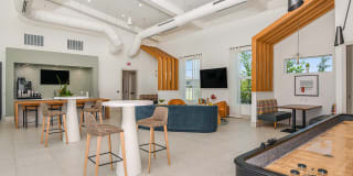 The Easton Riverview Apartments Gallery 6