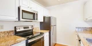 Island Club Apartments Gallery 11