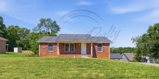 **SPRING SPECIAL: FIRST FULL MONTH FREE Three Bedroom home in Clarksville with Basement! Gallery 5