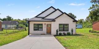 1709 College Plaza Boulevard Gallery 1