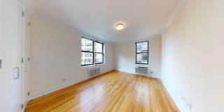 315 W 15th St Gallery 8